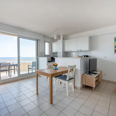 Apartment Le Palazzo Del Mar-13 By Interhome