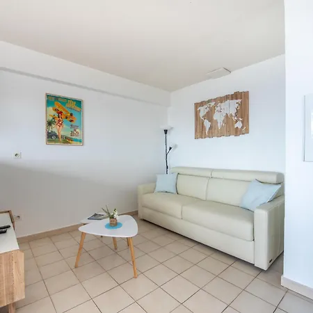 Apartment Le Palazzo Del Mar-13 By Interhome *